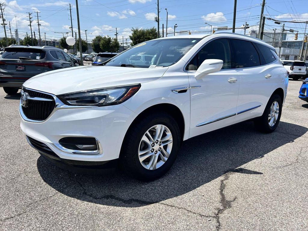 Used 2019 Buick Enclave Essence FWD image 5