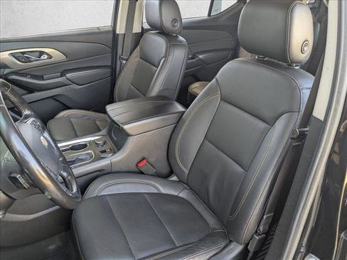 Used 2021 Chevrolet Traverse Premier w/ Redline Edition image 18