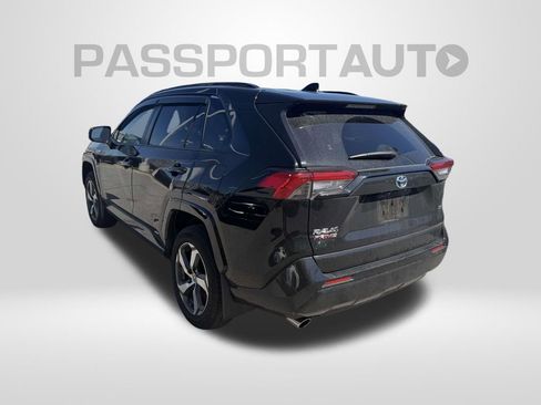 Used 2024 Toyota RAV4 SE w/ Weather & Moonroof Package AWD/4WD image 2