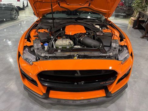 Used 2020 Ford Mustang Shelby GT500 w/ Technology Package image 16