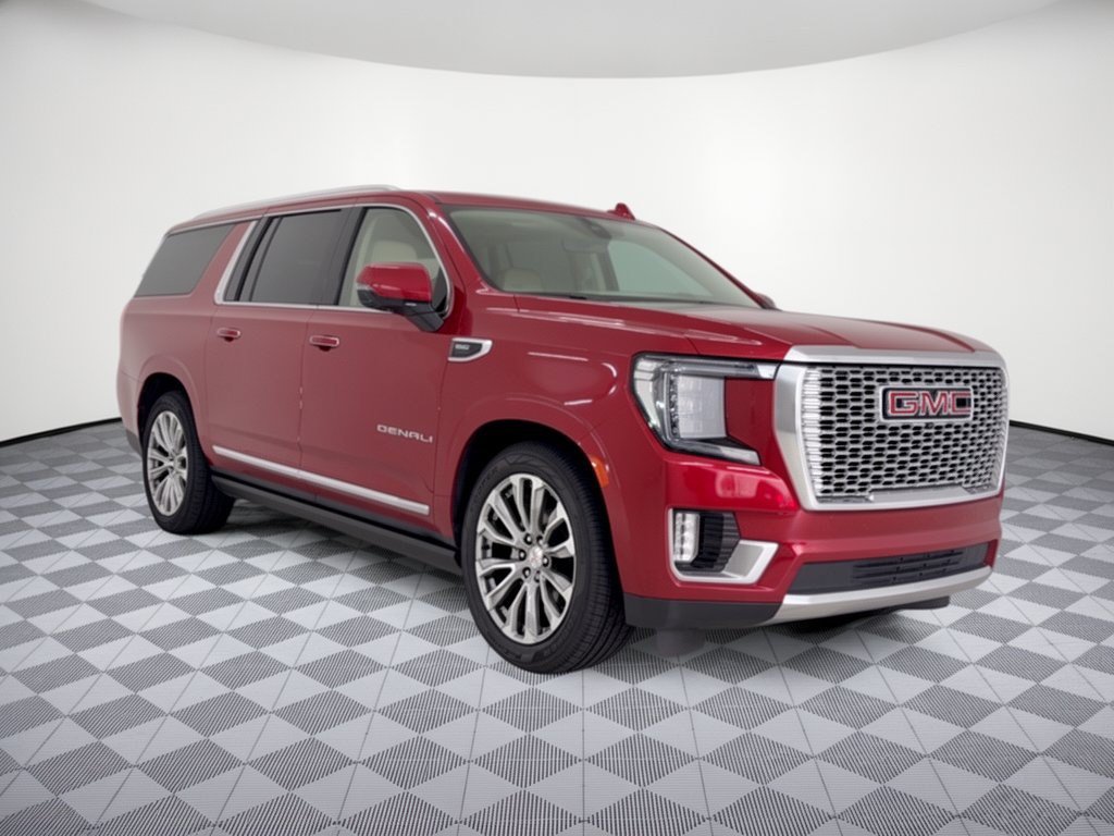 Used 2021 GMC Yukon XL Denali w/ Denali Ultimate Package AWD/4WD image 7