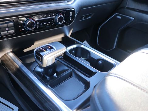 Used 2023 Chevrolet Silverado 1500 LT Trail Boss w/ Convenience Package II image 26