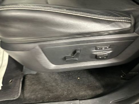 Used 2014 RAM 1500 Laramie AWD/4WD image 20