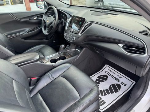Used 2018 Chevrolet Malibu Premier image 27