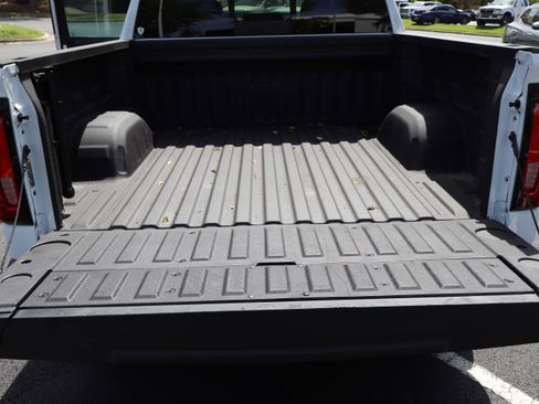 Used 2023 GMC Sierra 1500 AT4 w/ AT4 Premium Package AWD/4WD image 45