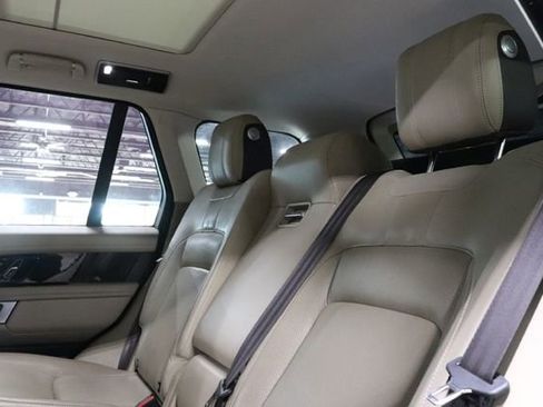 Used 2019 Land Rover Range Rover HSE AWD/4WD image 23