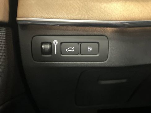 Used 2021 Volvo XC90 T8 Inscription Expression w/ Advanced Package image 27