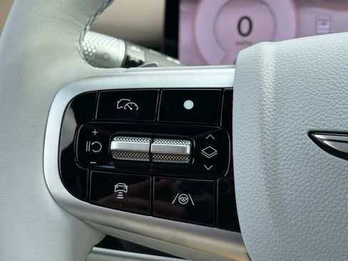 New 2026 Genesis GV70 2.5T Advanced AWD/4WD image 21