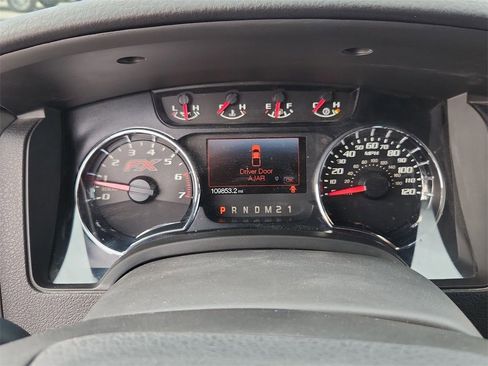 Used 2014 Ford F150 FX4 w/ Equipment Group 402A Luxury image 11