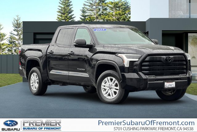 Used 2025 Toyota Tundra SR5 w/ SR5 Convenience Package AWD/4WD image 1
