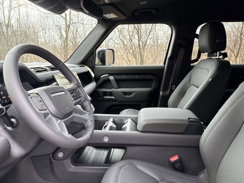 New 2026 Land Rover Defender 110 S AWD/4WD image 23