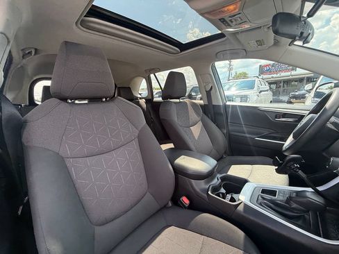 Used 2019 Toyota RAV4 XLE w/ Convenience Package AWD/4WD image 24