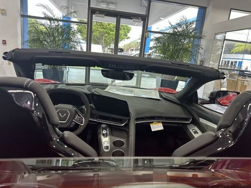 Used 2026 Chevrolet Corvette Stingray Preferred Conv w/ 2LT RWD image 20