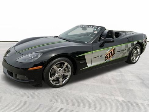 Used 2008 Chevrolet Corvette Convertible w/ Preferred Equipment Group RWD image 3