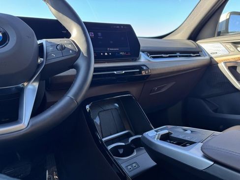 Used 2025 BMW X1 xDrive28i w/ Convenience Package image 16