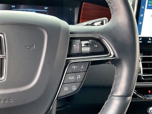 Used 2023 Lincoln Navigator Reserve image 17