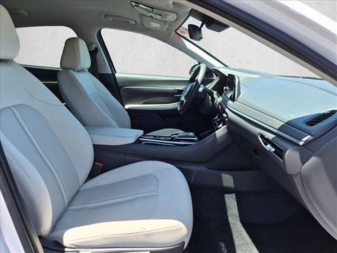 Used 2023 Hyundai Sonata SEL FWD image 19