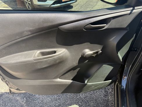 Used 2022 Chevrolet Spark LS FWD image 10