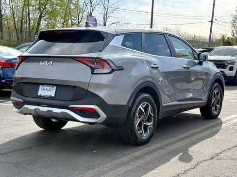 Used 2023 Kia Sportage LX image 8