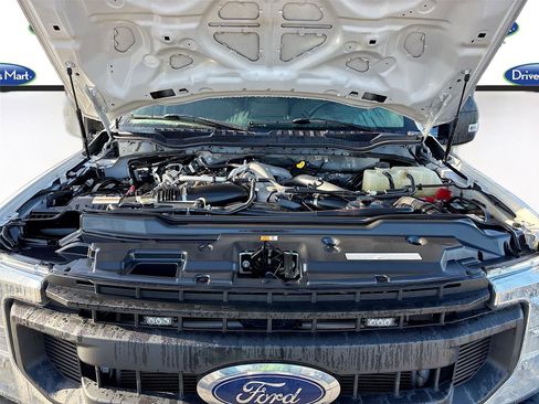 Used 2022 Ford F250 XL w/ Power Equipment Group image 27
