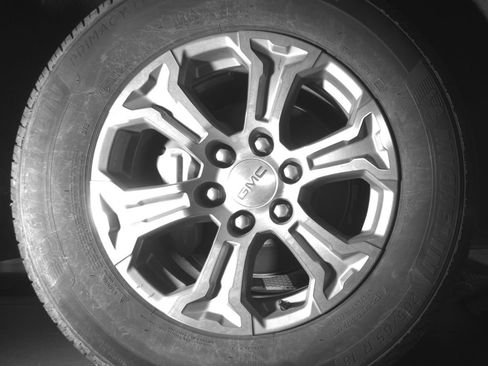 Used 2025 GMC Sierra 1500 SLT AWD/4WD image 14
