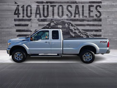 Used 2014 Ford F350 Lariat image 7