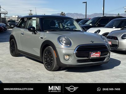 Used 2019 MINI Cooper 2-Door Hardtop w/ Signature Upholstery Package