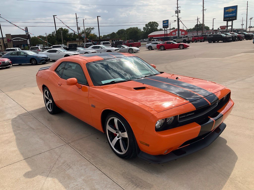 Used 2012 Dodge Challenger SRT8 w/ Premium Sound Group RWD image 2