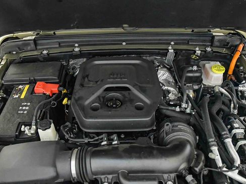 Used 2025 Jeep Wrangler Unlimited Sport S 4xe AWD/4WD image 28