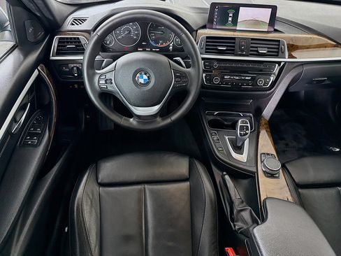 Used 2018 BMW 340i xDrive Sedan AWD/4WD image 17