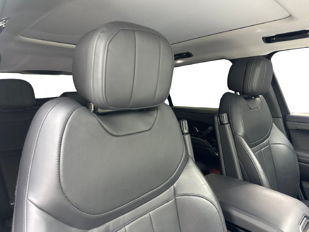 Used 2023 Land Rover Range Rover Sport SE AWD/4WD image 46