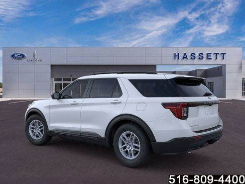 Used 2026 Ford Explorer Active AWD/4WD image 5