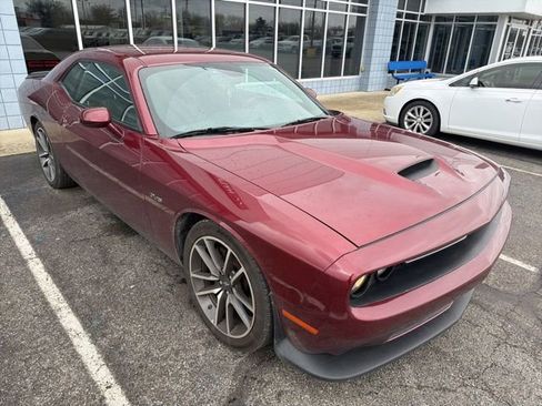 Used 2023 Dodge Challenger R/T image 3