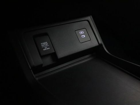 Used 2024 Acura RDX SH-AWD image 22