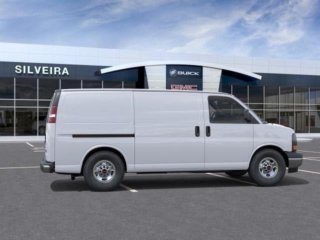 New 2026 GMC Savana 2500 w/ Driver Convenience Package RWD image 31