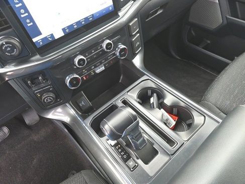 Certified 2022 Ford F150 XLT w/ Equipment Group 302A High image 22