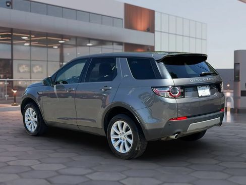 Used 2018 Land Rover Discovery Sport SE AWD/4WD image 4
