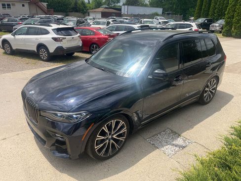Used 2021 BMW X7 M50i AWD/4WD image 4