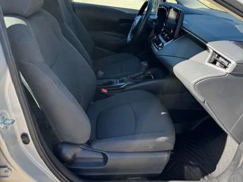 Used 2022 Toyota Corolla LE image 17