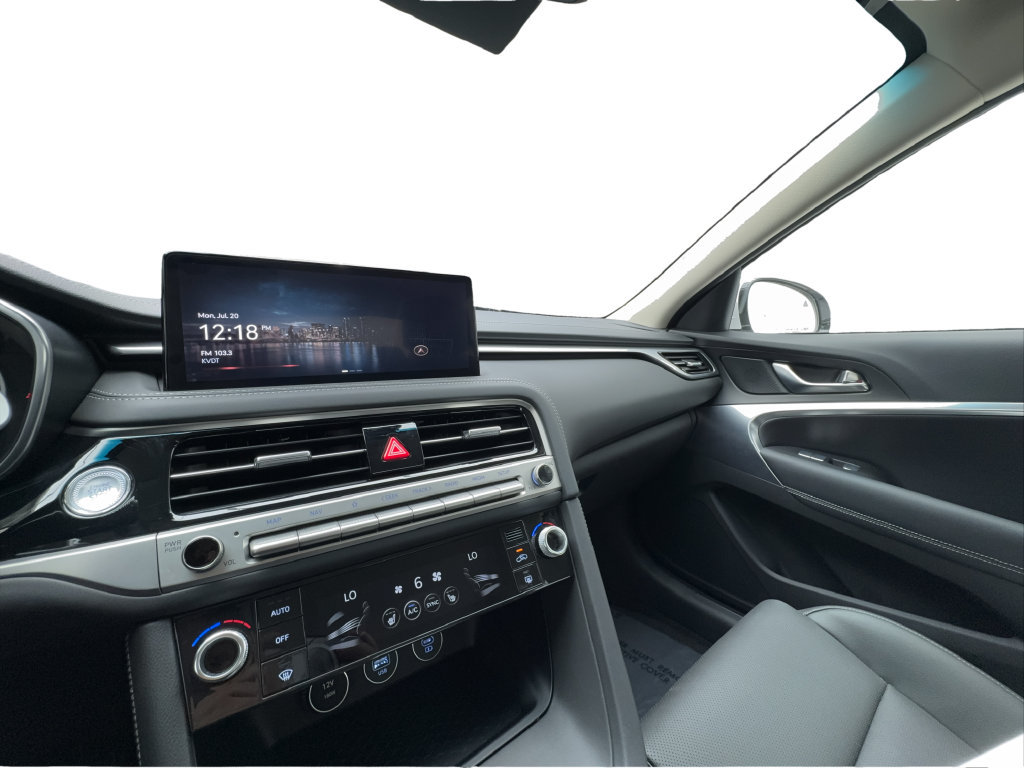 Used 2026 Genesis G70 2.5T RWD image 44