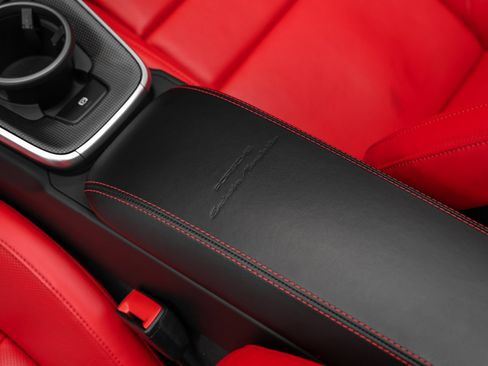 Used 2023 Porsche 911 Turbo image 43