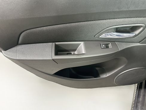 Used 2014 Chevrolet Cruze LT w/ RS Package image 23