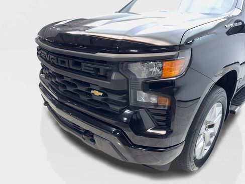 Used 2023 Chevrolet Silverado 1500 Custom RWD image 16