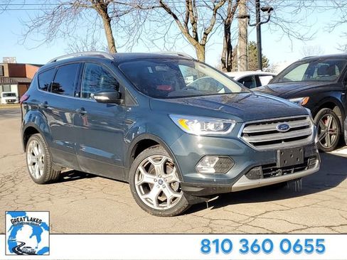 Used 2019 Ford Escape Titanium w/ U9j03 - Titanium Tow Package image 1