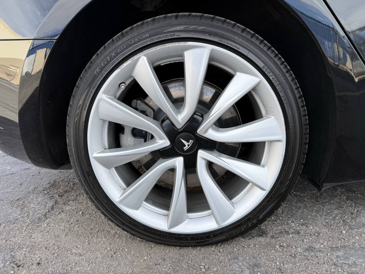 Used 2020 Tesla Model 3 Long Range AWD/4WD image 22