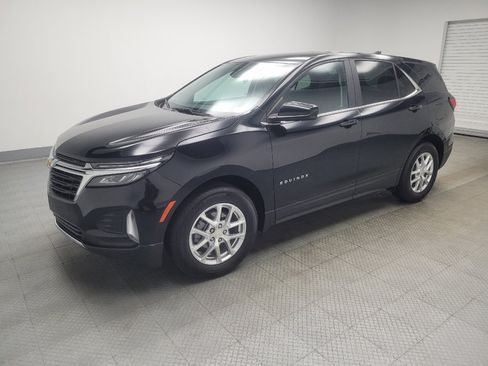 Used 2024 Chevrolet Equinox LT w/ LPO, Floor Liner Package FWD image 2