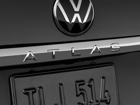 Certified 2023 Volkswagen Atlas Cross Sport SE AWD/4WD image 58