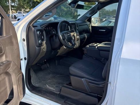 Used 2022 GMC Sierra 1500 Pro w/ Sierra Value Package AWD/4WD image 9