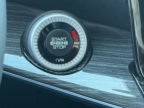 Used 2022 Jeep Wagoneer Series II image 18