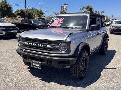 Certified 2023 Ford Bronco Black Diamond AWD/4WD image 7
